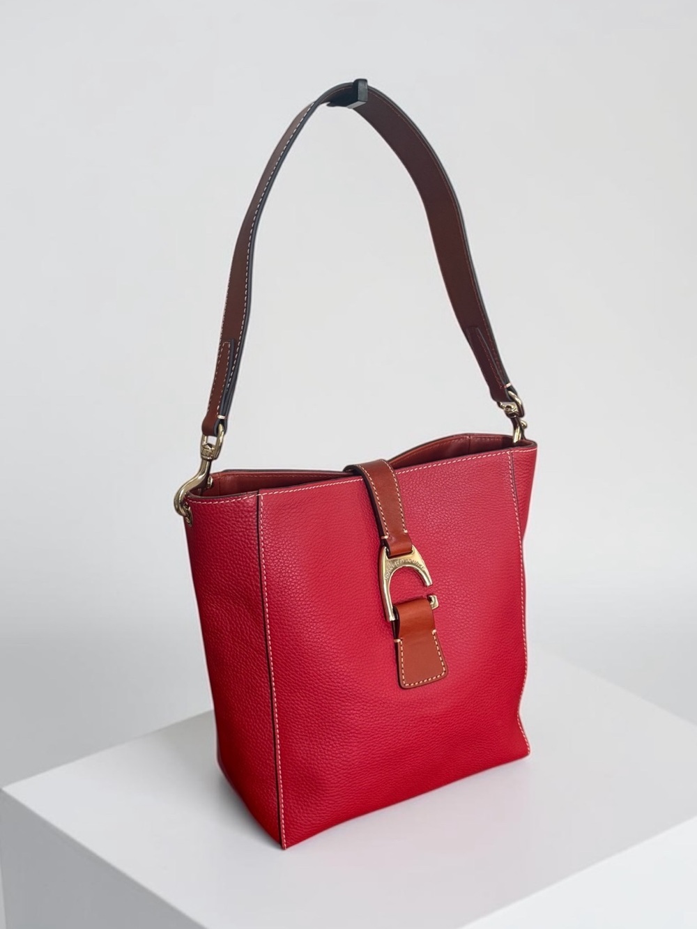 Dooney & Bourke Bridle Red Coral Leather Shoulder Bucket Bag! EUC!! - Picture 2 of 15
